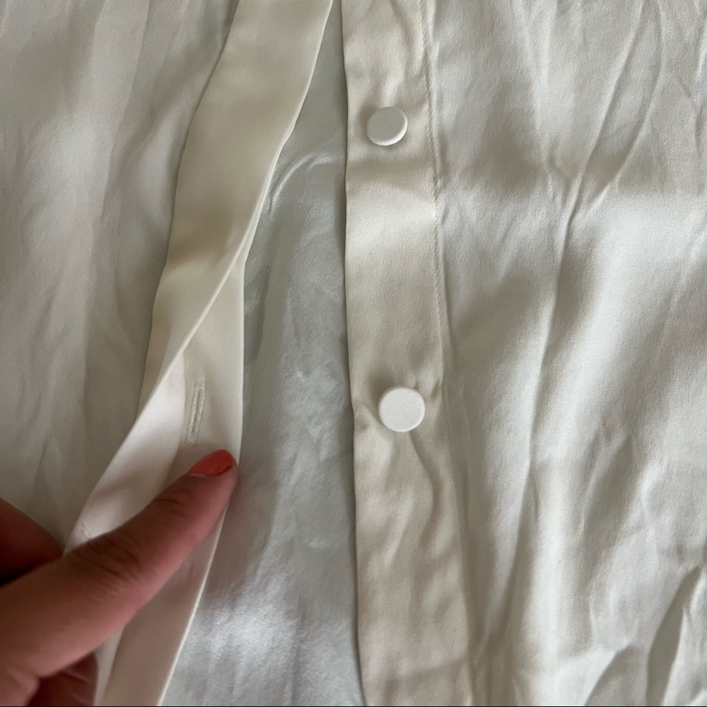 Frame Twisted Shoulder Button-Front Puffed Sleeve… - image 4